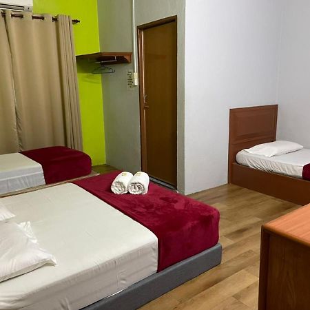 Samudera Hotel Kampung Kuala Besut Eksteriør bilde
