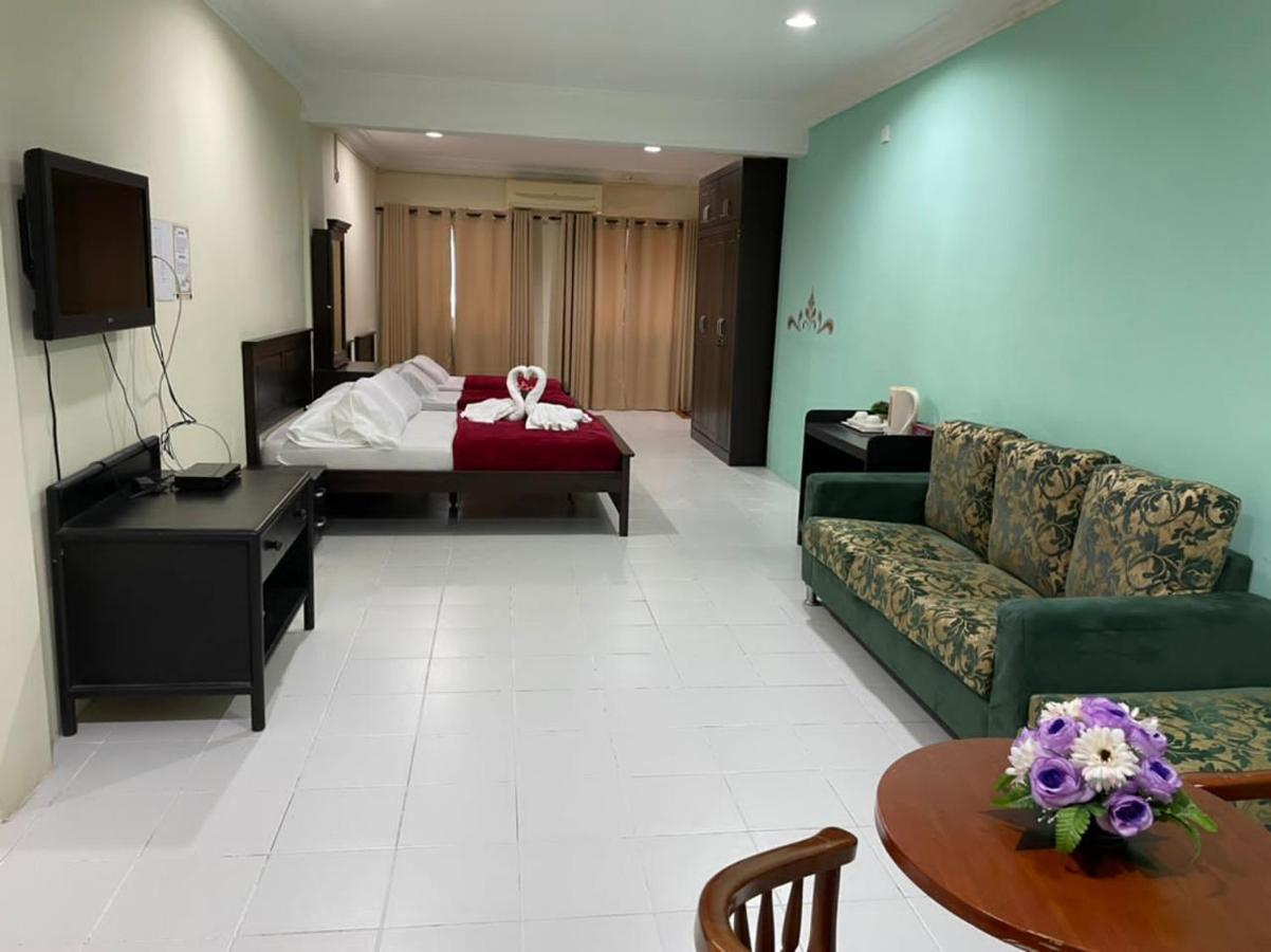 Samudera Hotel Kampung Kuala Besut Eksteriør bilde