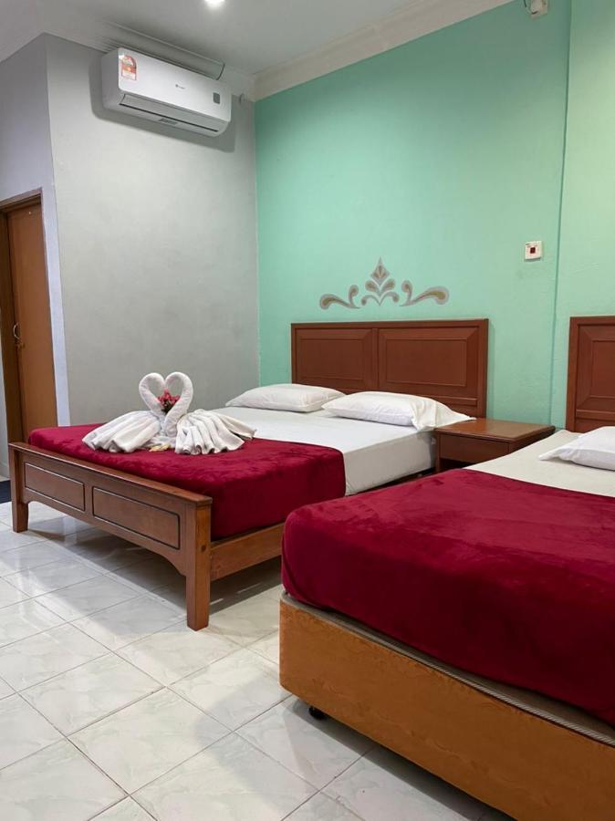 Samudera Hotel Kampung Kuala Besut Eksteriør bilde